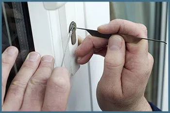 Safe Key Shop Warren, MI 586-413-7756 - 14-locksmith