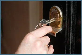 Safe Key Shop Warren, MI 586-413-7756 - 7-door-unlock